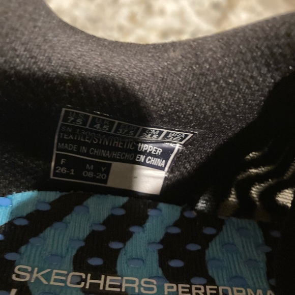 Sketchers Hyper Burst Running Shoe 🏃‍♀️ - Picture 6 of 6